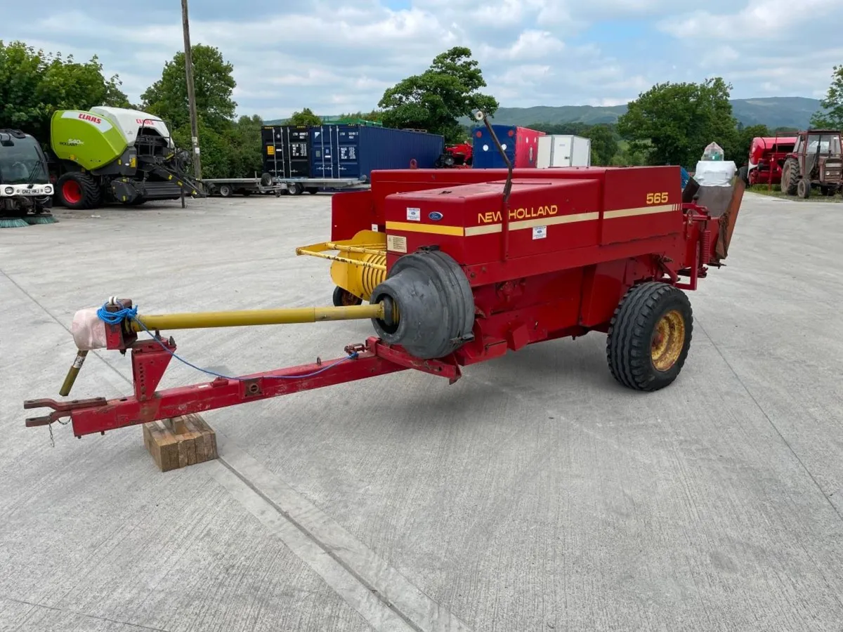 New Holland 565 Square Baler - Image 2