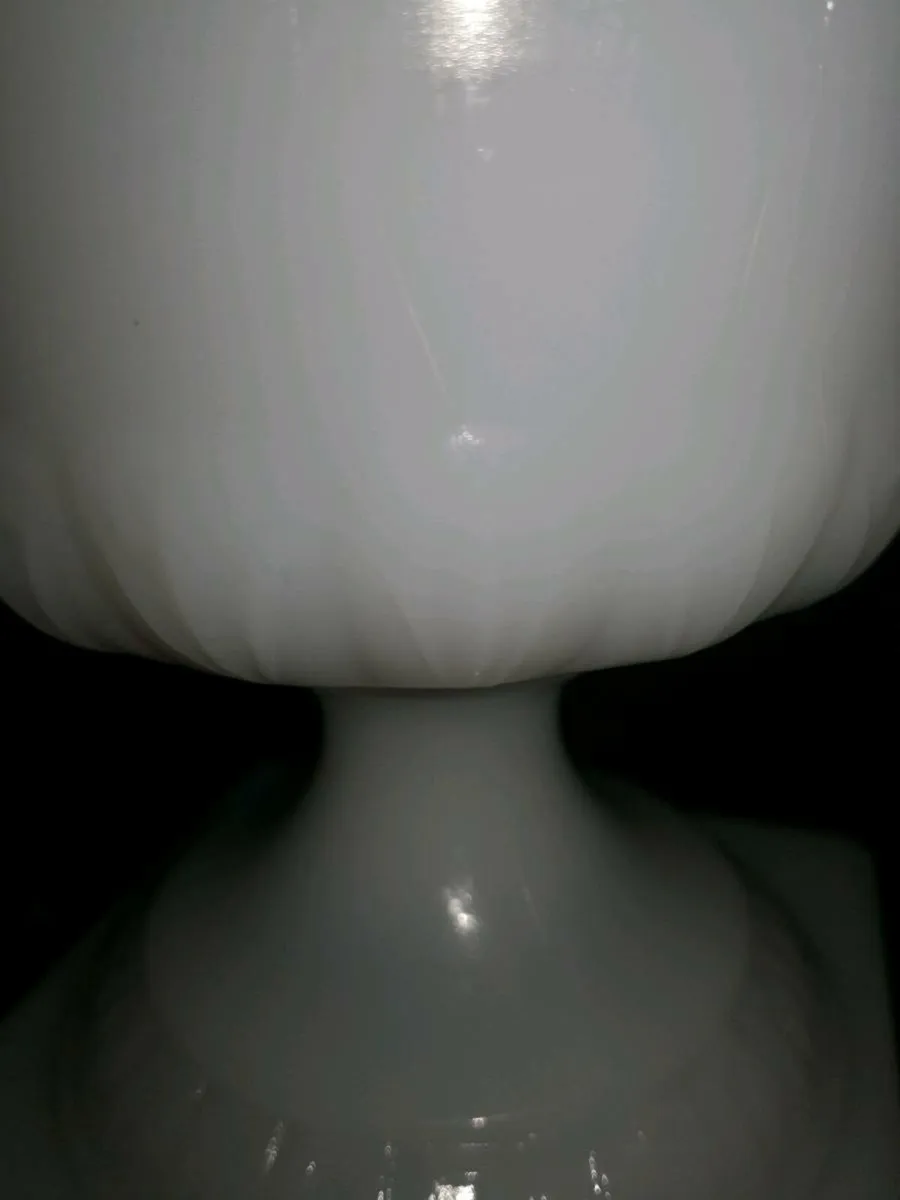 E. O. Brody large Greek milk glass vase U.S.A - Image 4