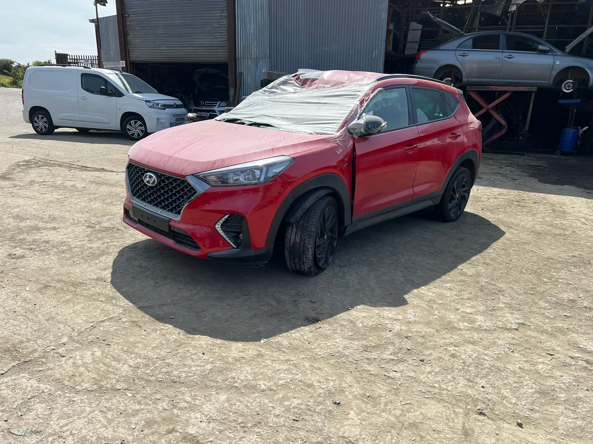 BREAKING 2020 HYUNDAI TUCSON 1.6 T-GDI CAR PARTS - Image 1