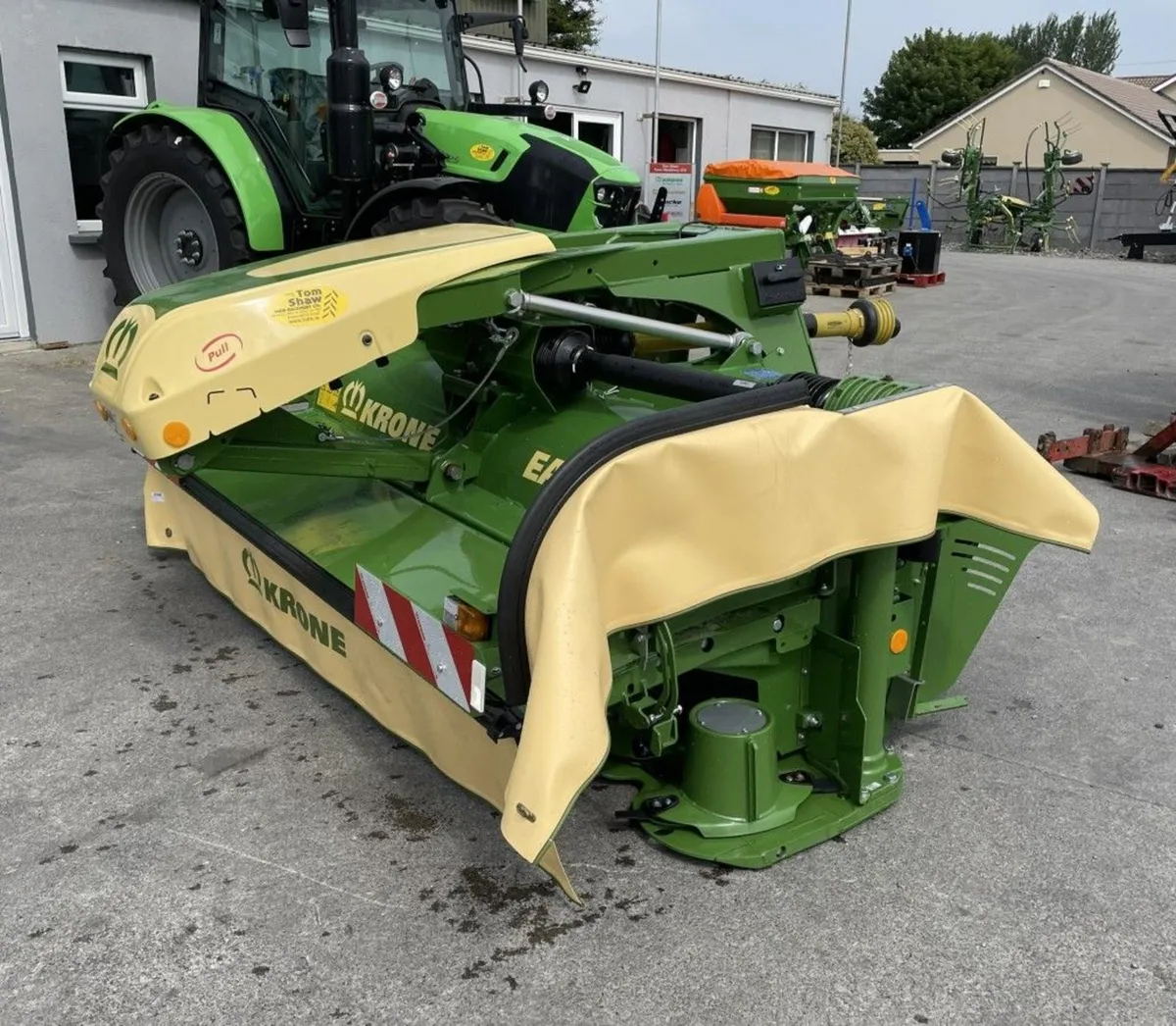 Krone ECF320CV Pull - Image 1