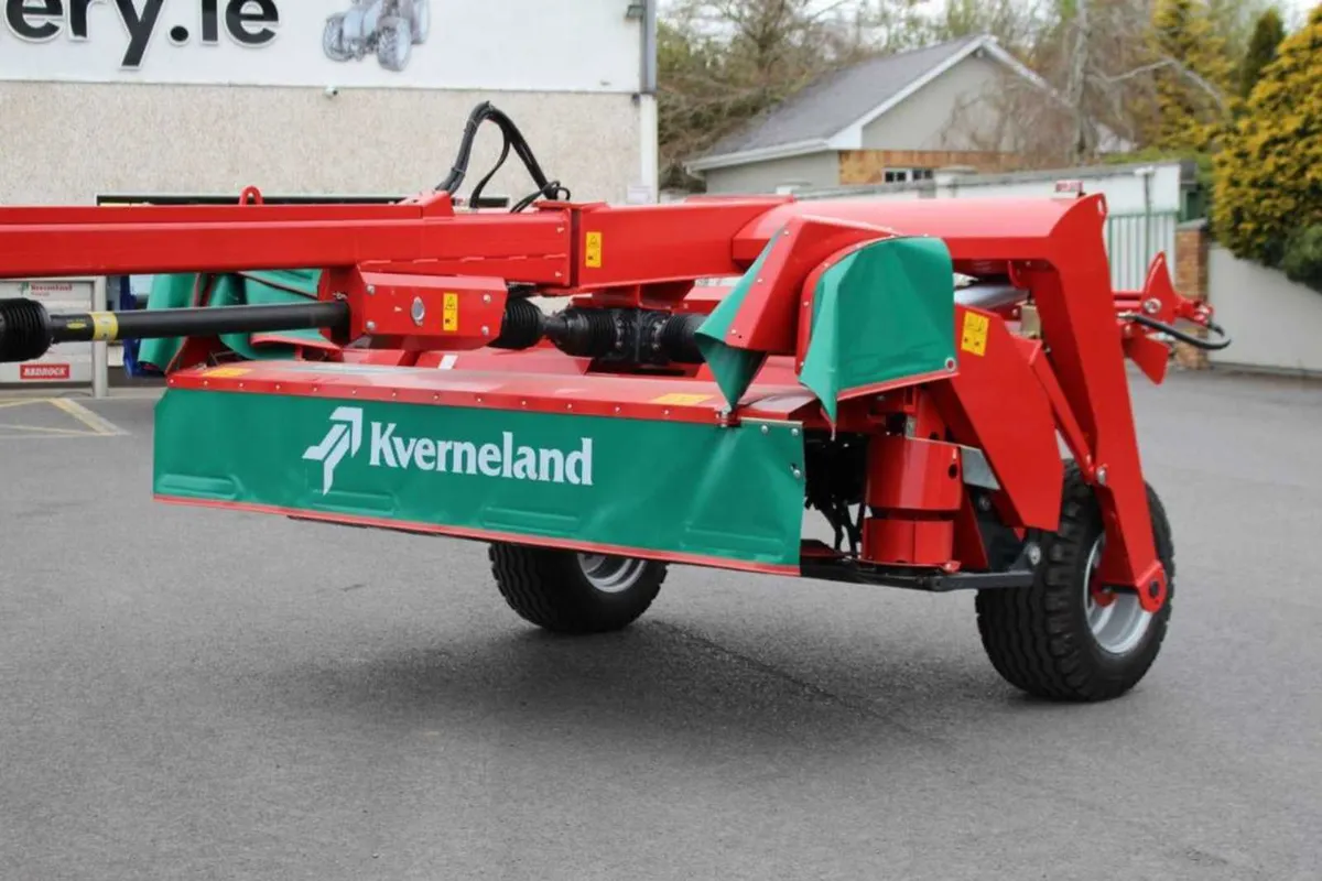 Kverneland Trailed Mowers - Image 3