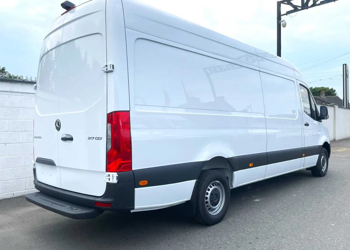 Mercedes Benz Sprinter 317/43 Power Package - Image 3