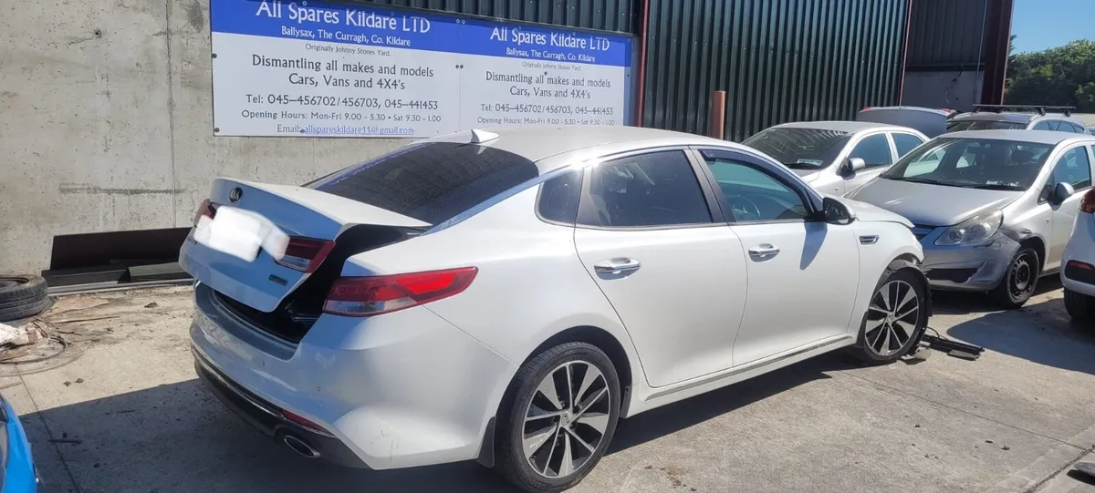 2017 Kia Optima *For Parts* - Image 1