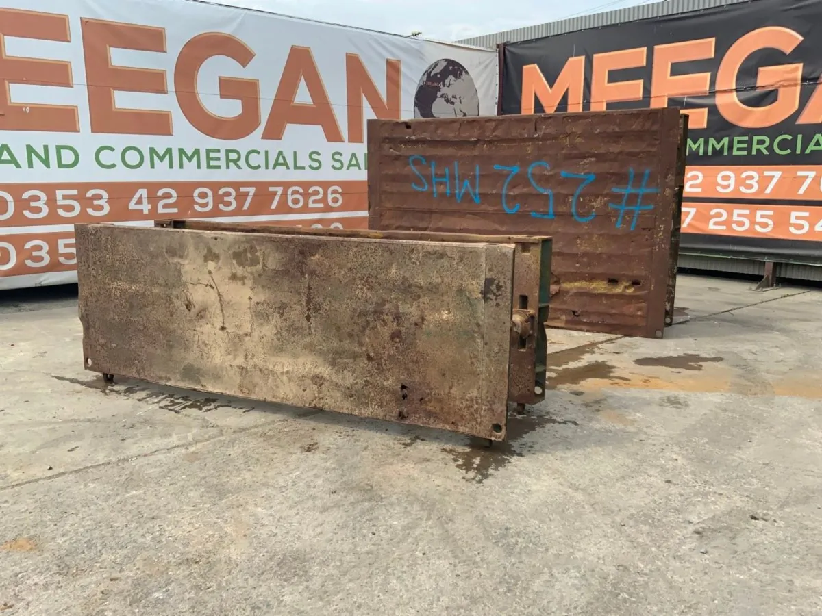 TRENCH BOX / RISER ASSEMBLY....252/241.... - Image 1