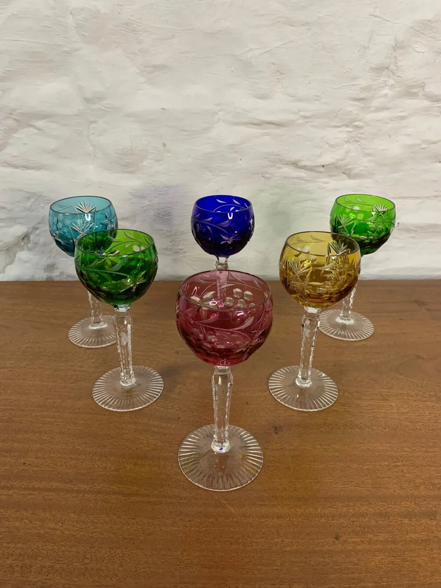 Set of 6 Nachtmann Traube crystal wine glasses.