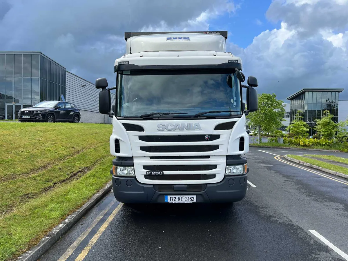 Scania P250 Curtainside 2017 - Image 4