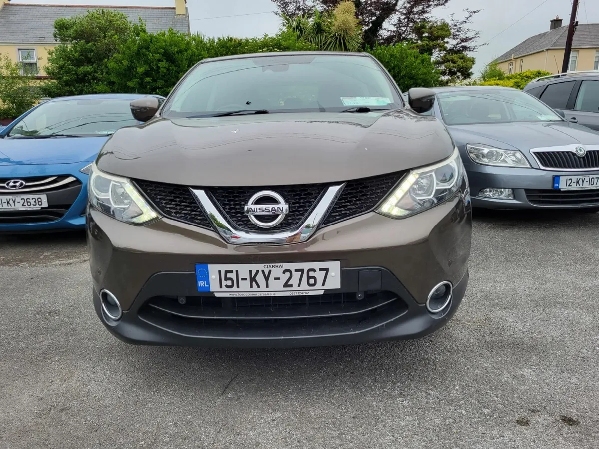 Nissan Qashqai 1.5 Acenta Low Mileage - Image 4