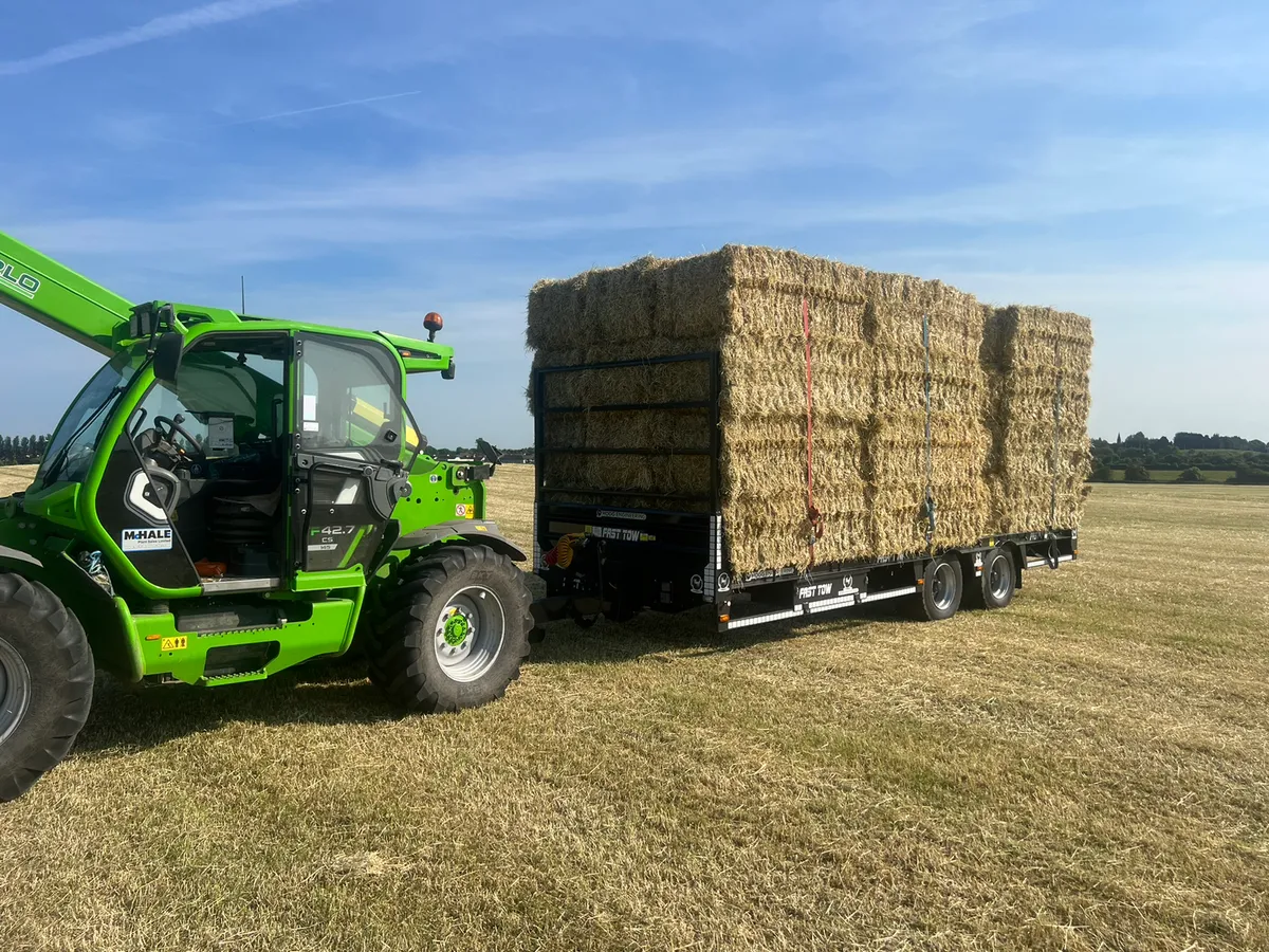 Hogg bale trailer - Image 2