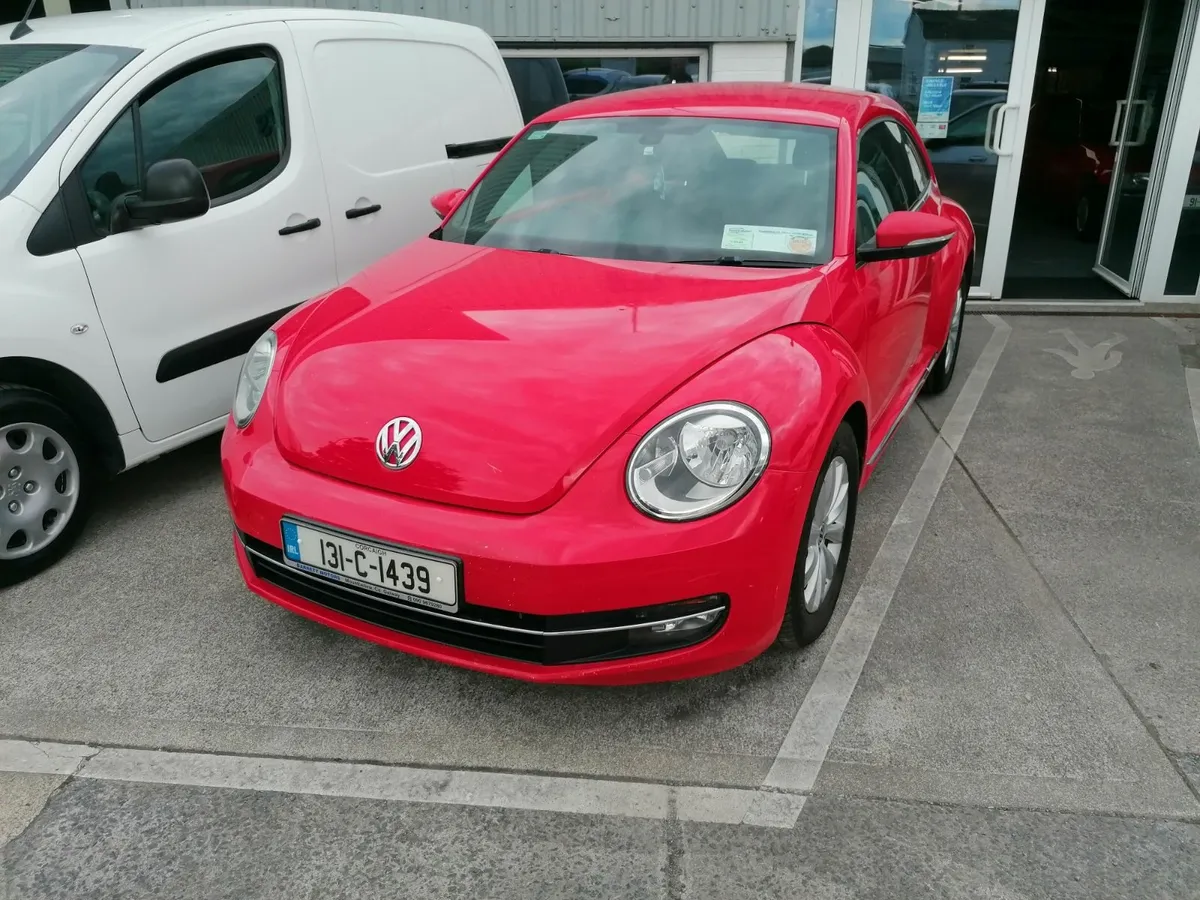 2013 Volkswagen Beetle 1.6TDI Technology - Image 2