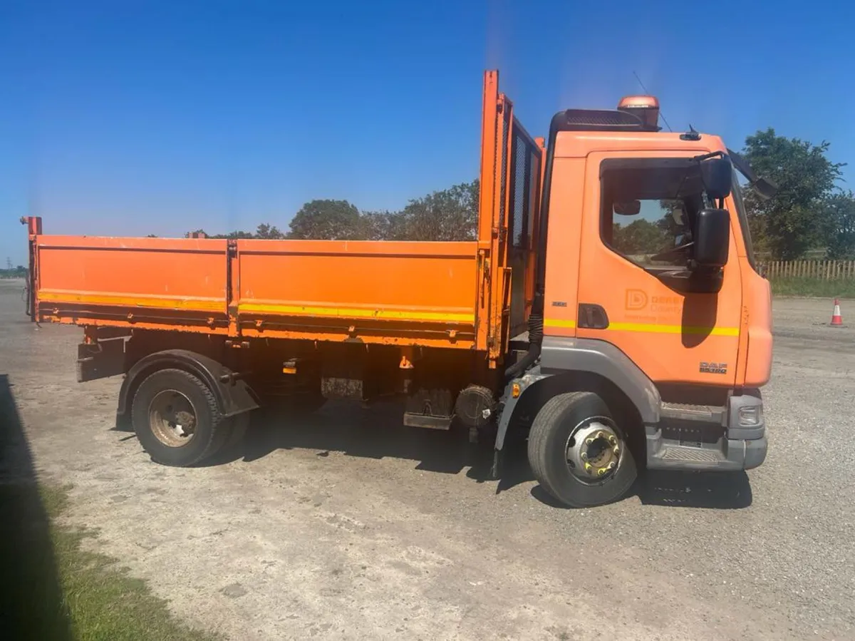 DAF 55/180 14Ton tipper - Image 2