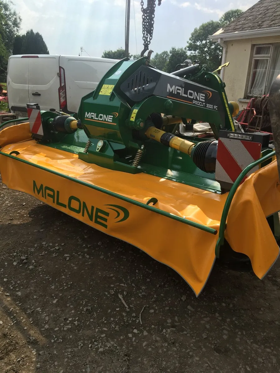 Malone front conditioner mower - Image 2