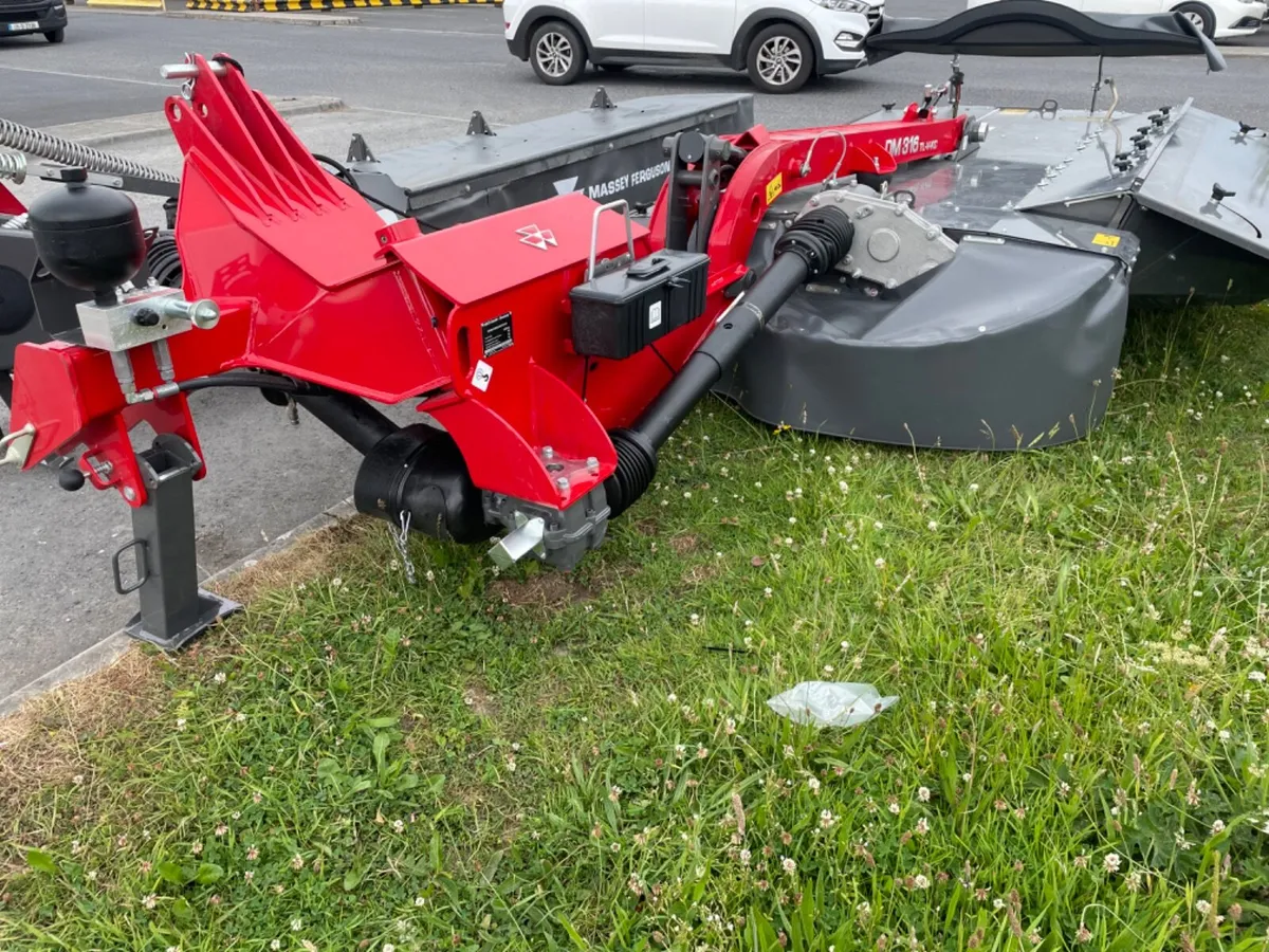 New Massey Ferguson 10ft Conditioner Mowers - Image 2