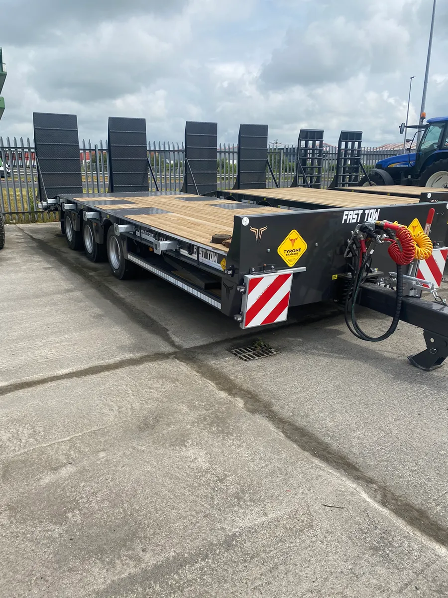 New Tyrone tri axle low loader - Image 3