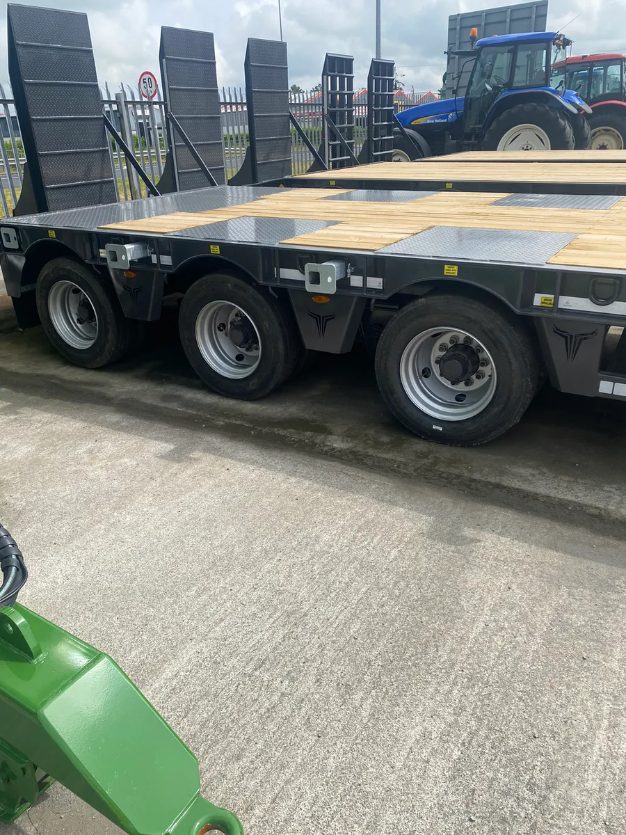 New Tyrone tri axle low loader - Image 4