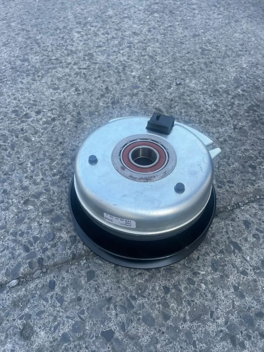 Honda PTO Clutch 2622 - Image 1
