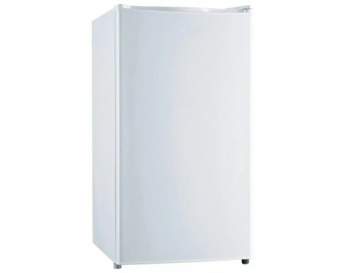 12 volt Compressor Fridge : Camping / Camper / Van - Image 1