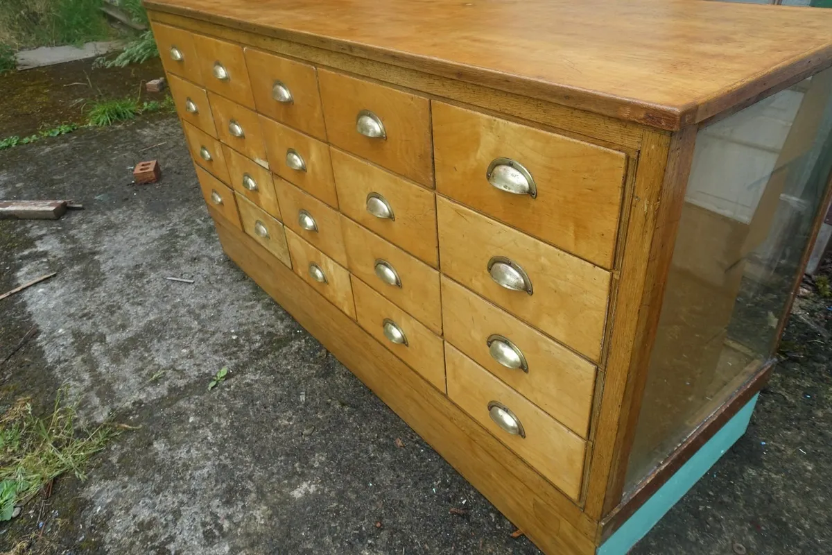 20 drawer vintage shop cabinet - Image 2