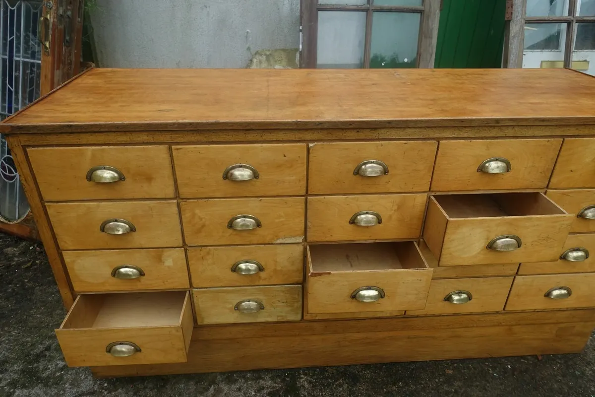 20 drawer vintage shop cabinet - Image 4