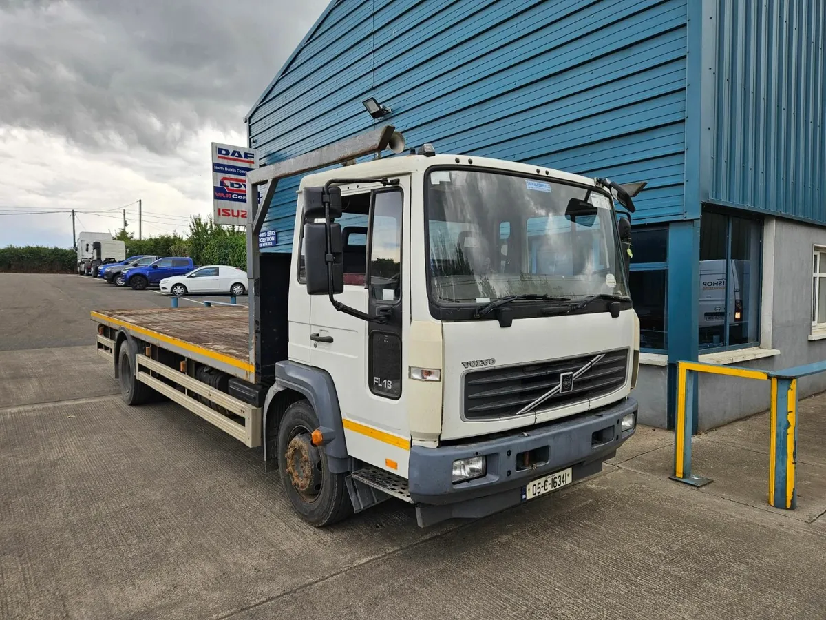 VOLVO FL18  12 TONNE