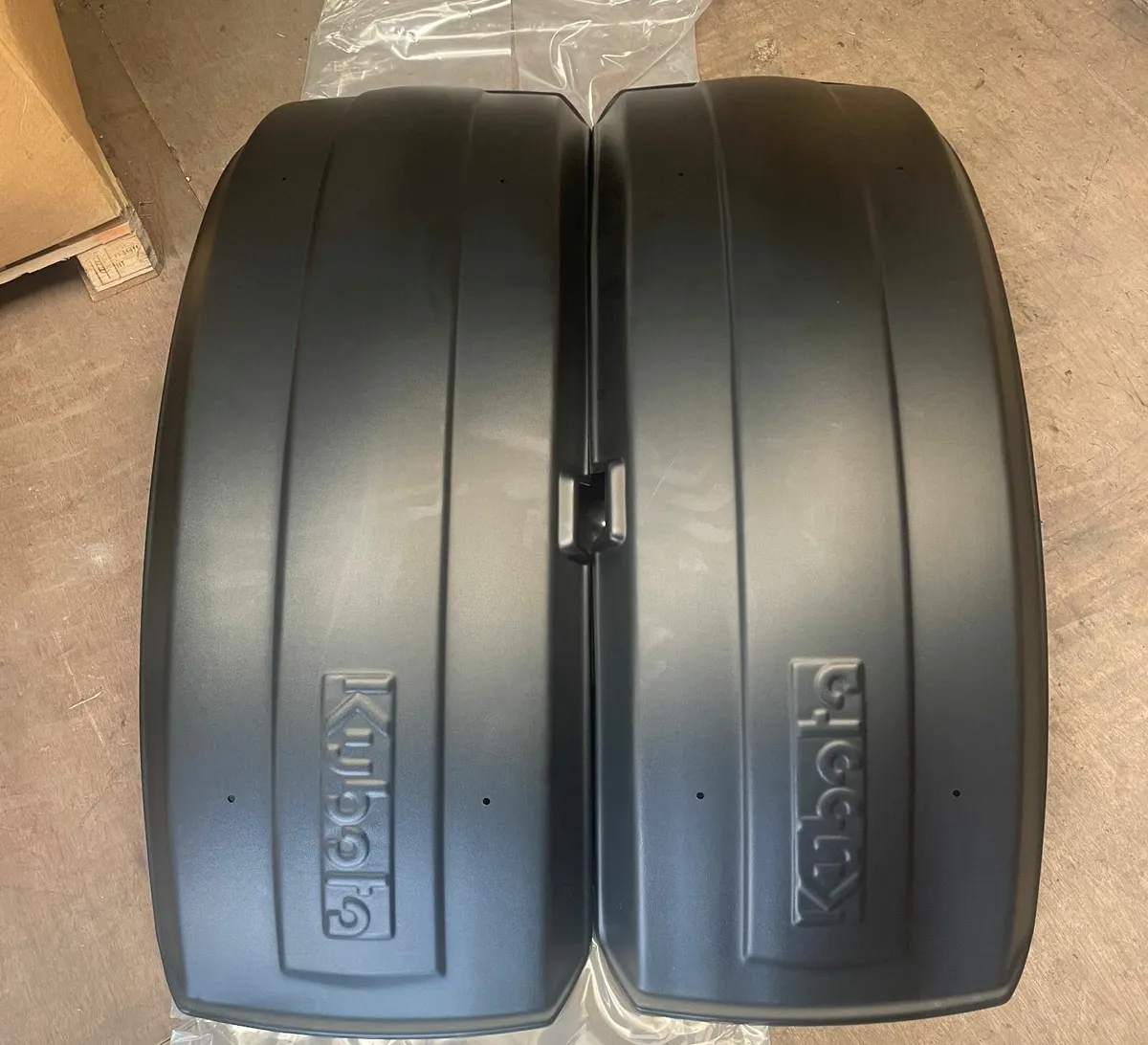 Kubota Mudguard For M8560 Loader