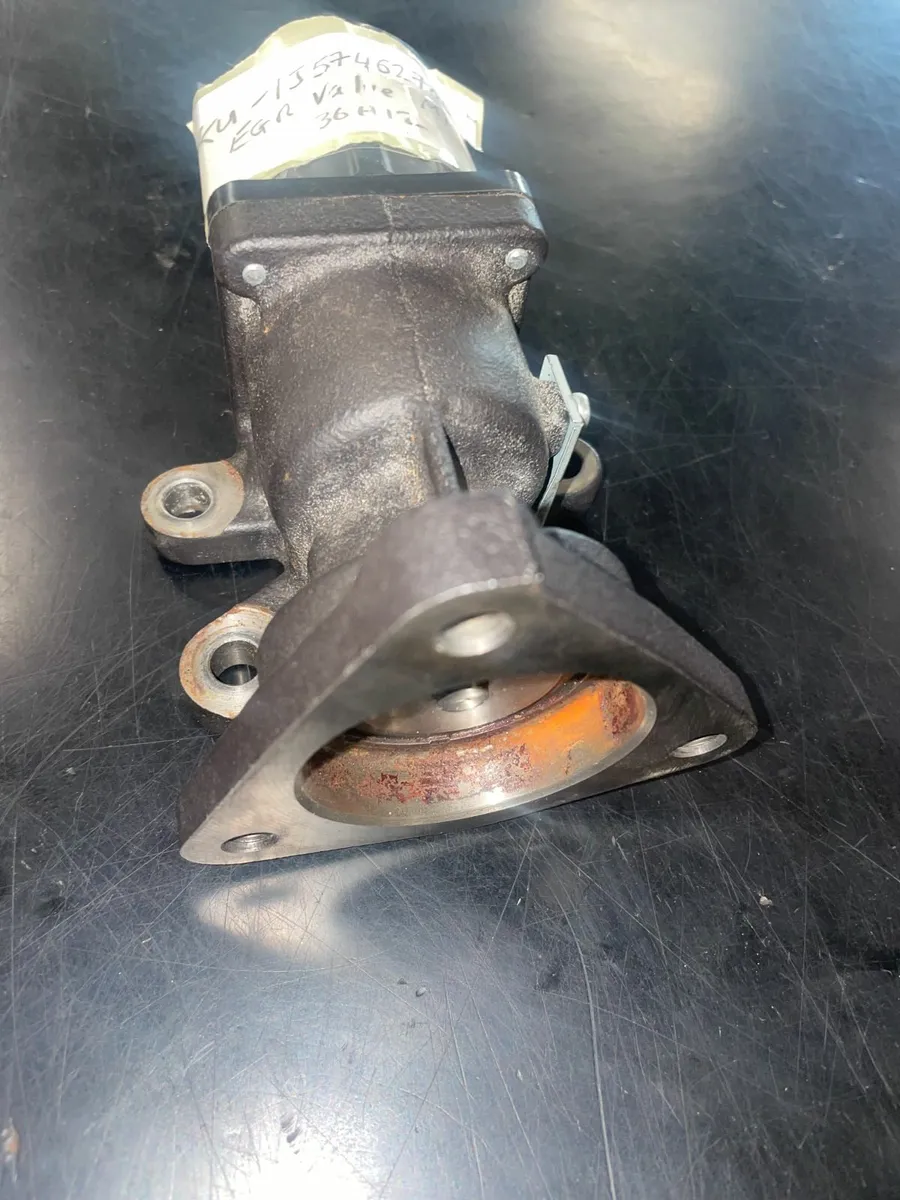 Kubota EGR Valve M108 - Image 2