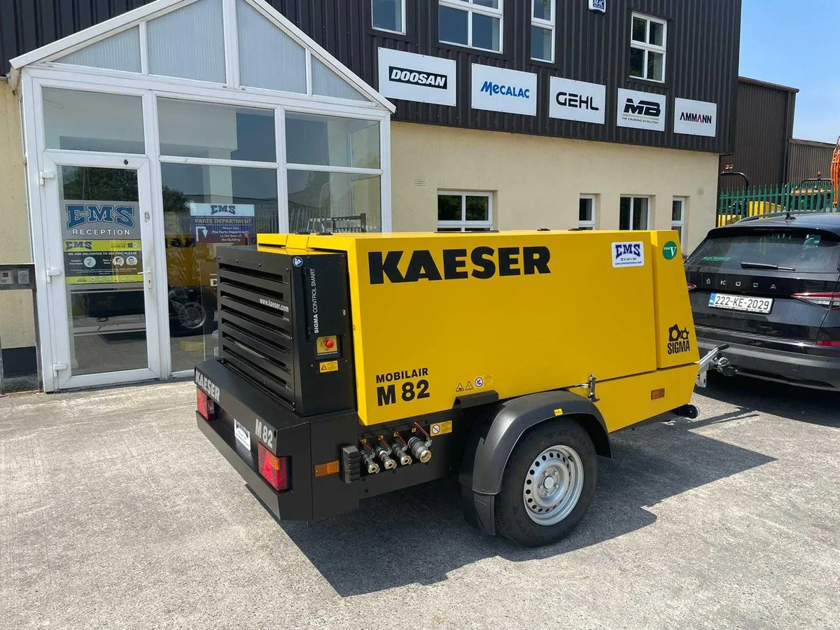 Kaeser M82 Mobile Compressor - Image 2