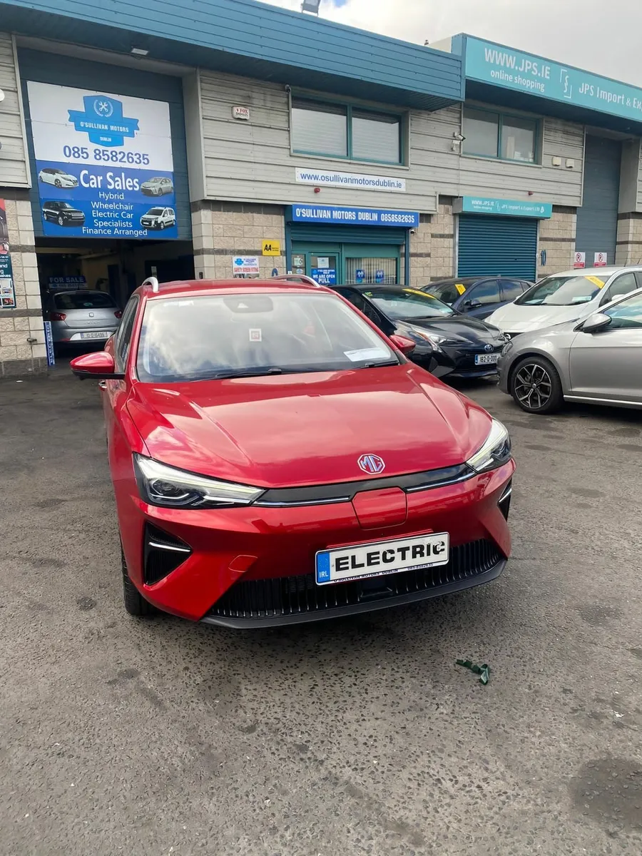 MG 5 Exclusive Long Range /2025/ Taxi Spec - Image 4