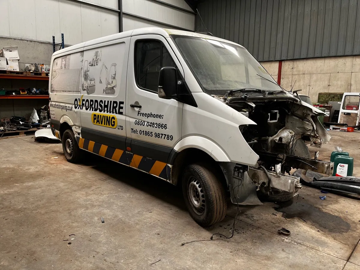 Mercedes deals sprinter spares