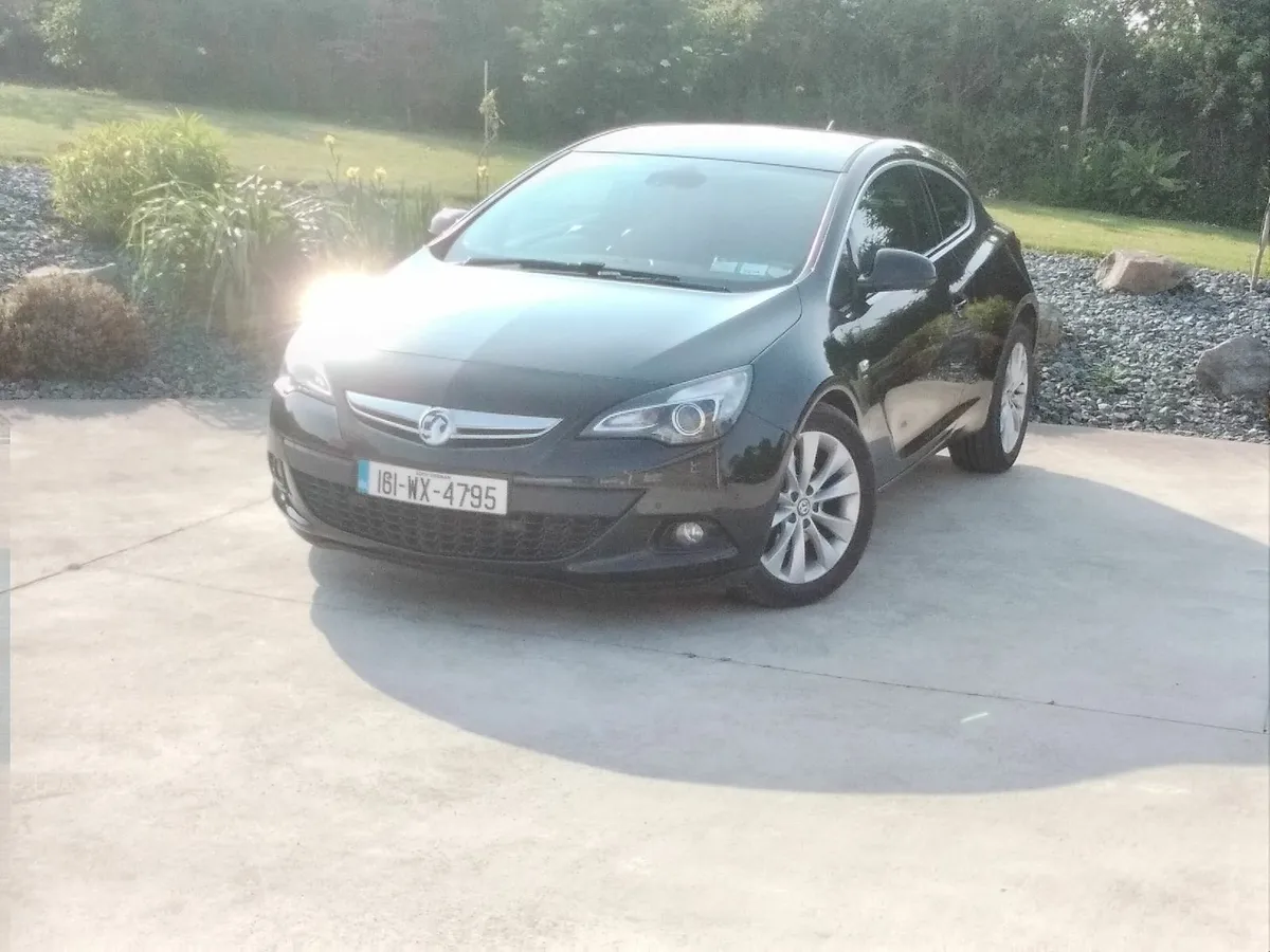 Automatic diesel Limited edition GTC CDTi  Astra - Image 2