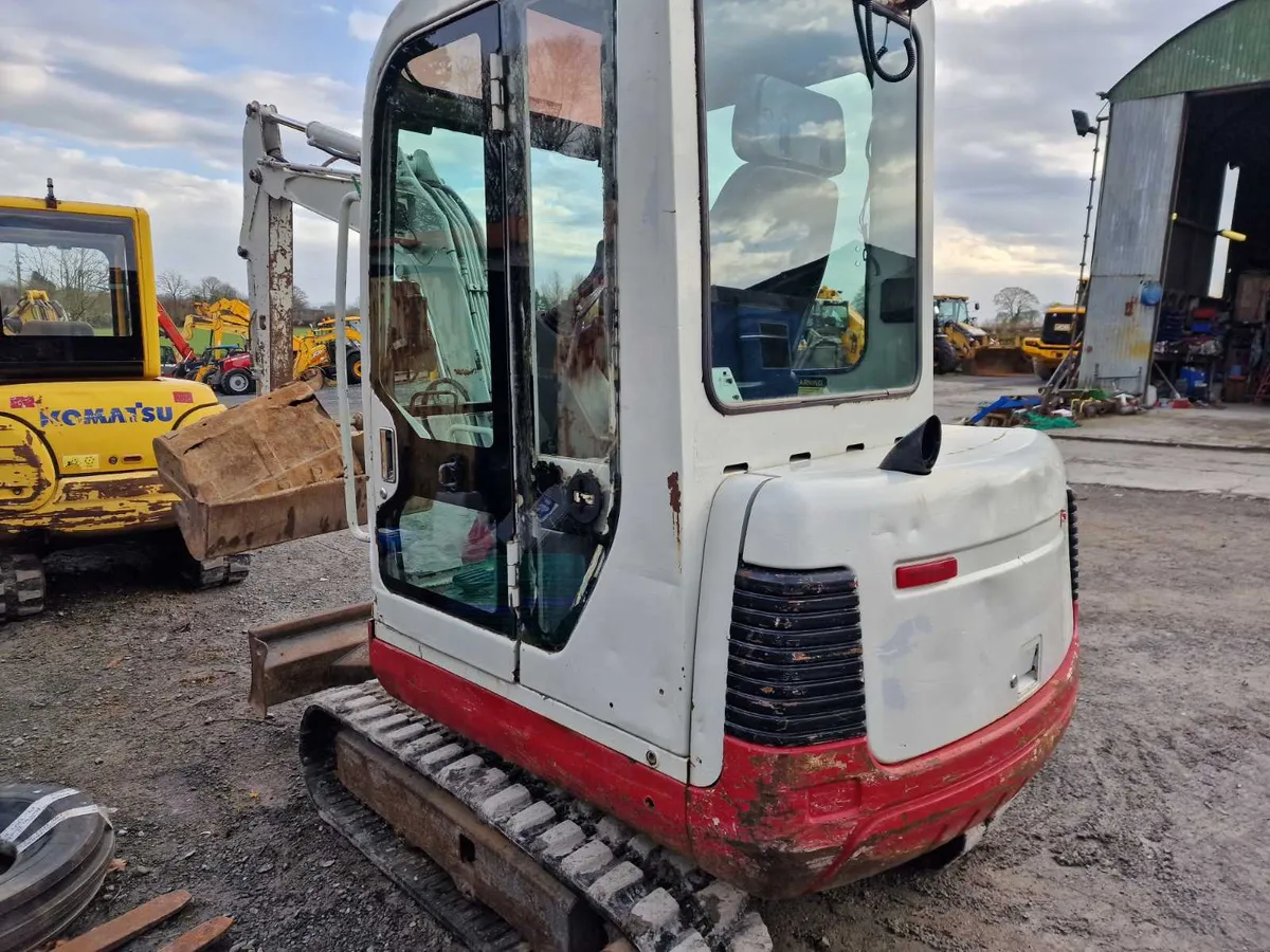 Takeuchi  125 - Image 1