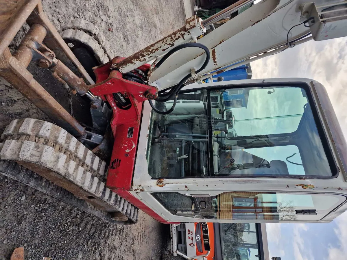 Takeuchi  125 - Image 3