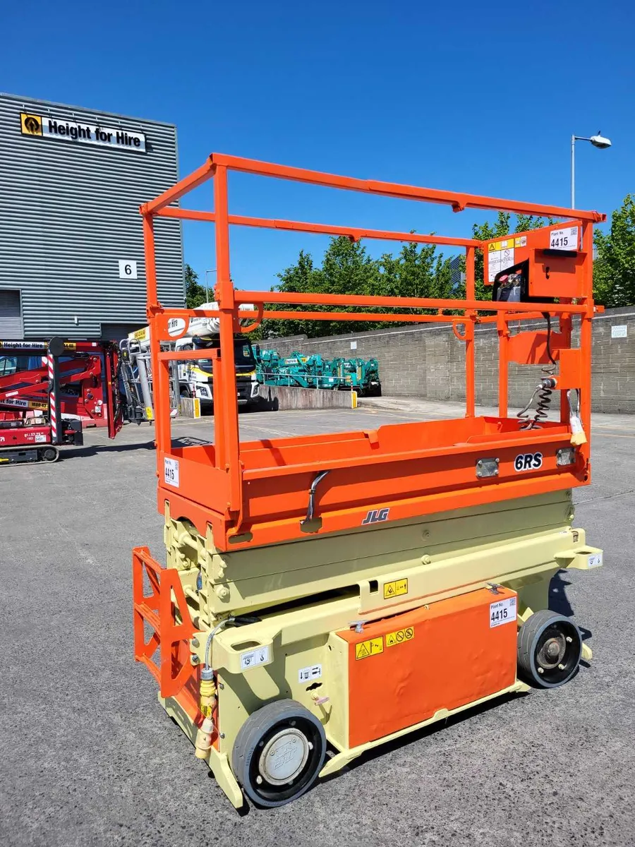 JLG 6RS - 7.6m Battery Scissor Lift  - 2014 - Image 1