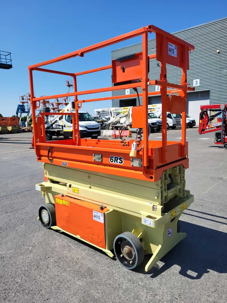 JLG 6RS - 7.6m Battery Scissor Lift  - 2014 - Image 3