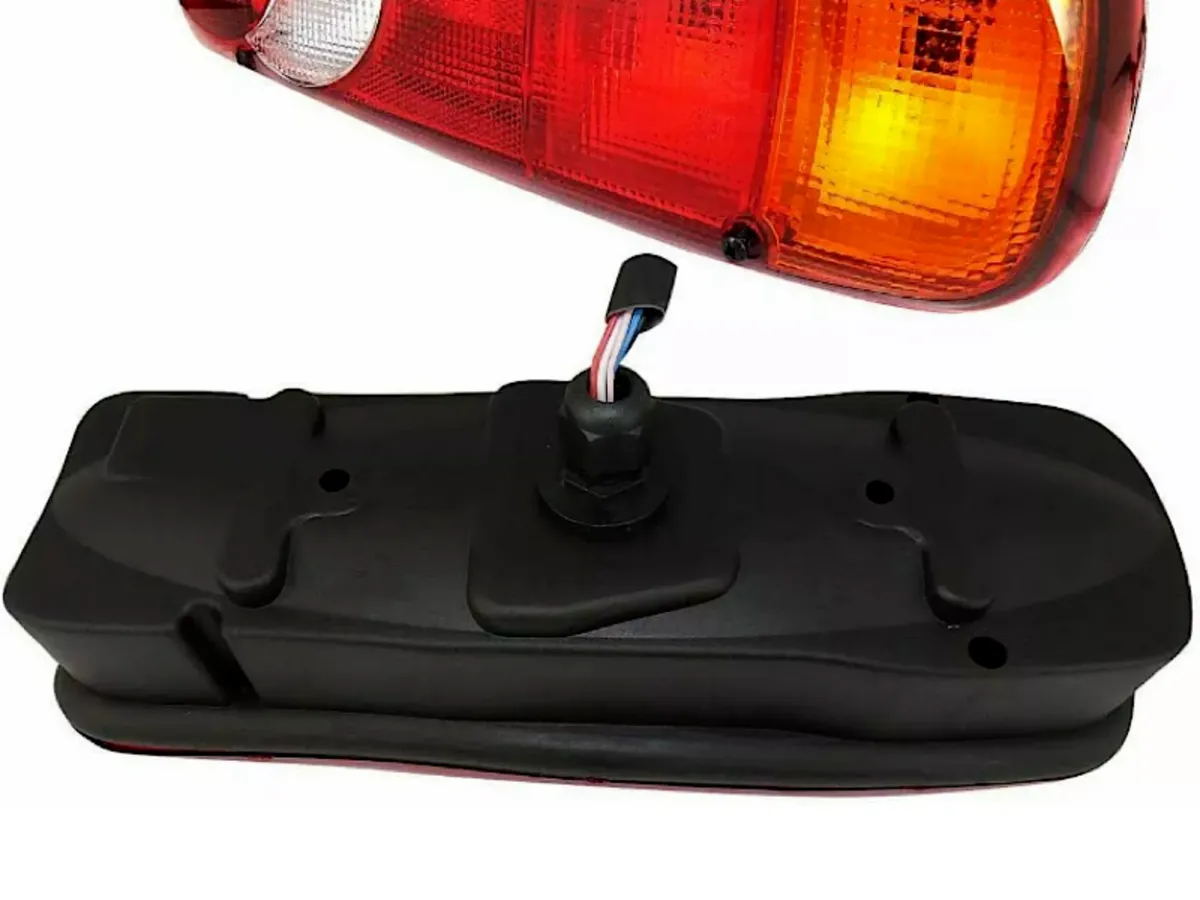 Rear Combination Tail Lights - Image 3