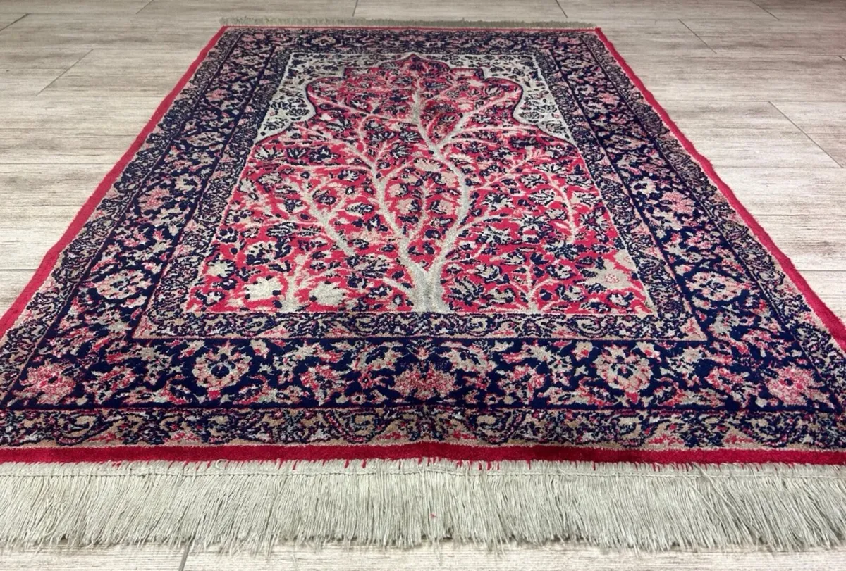 Beautiful P.ersian woven Sarough Ghom rug - Image 2