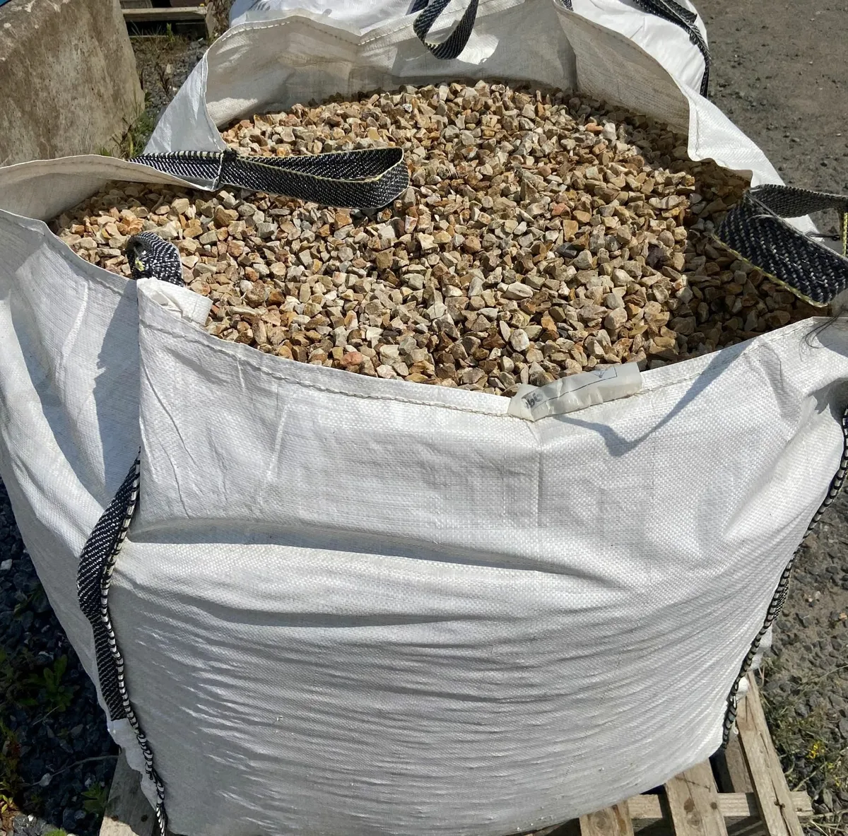 Ballylusk Chippings Decorative Stone - Image 2