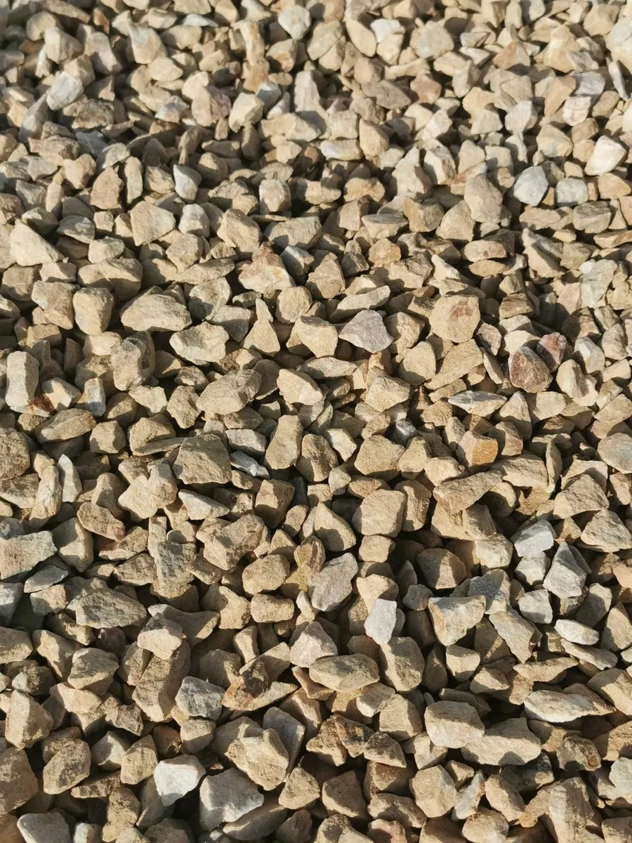 Ballylusk Chippings Decorative Stone - Image 1