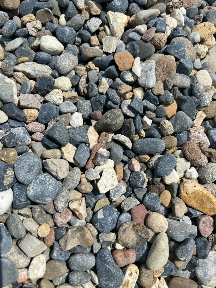River Pebble Decorative Stone - Image 1