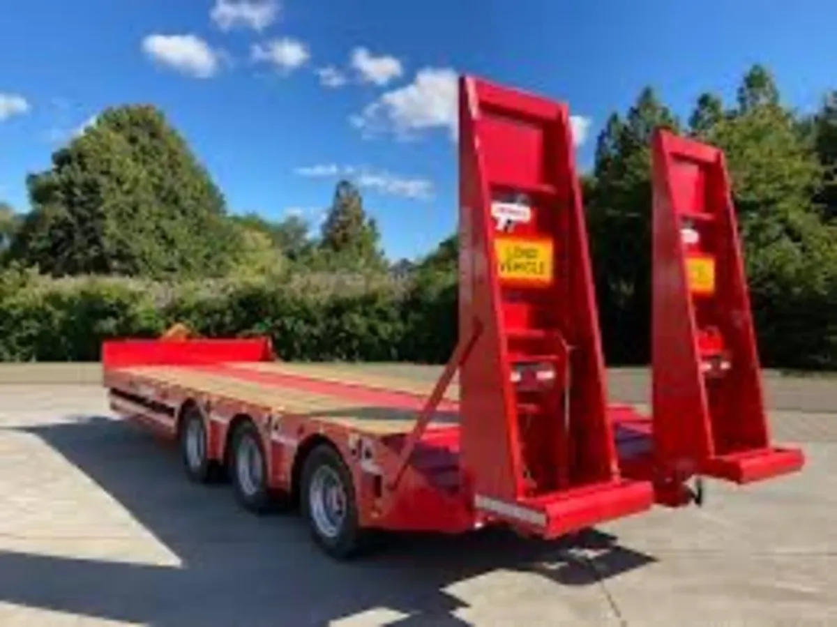 Redrock low loader - Image 1