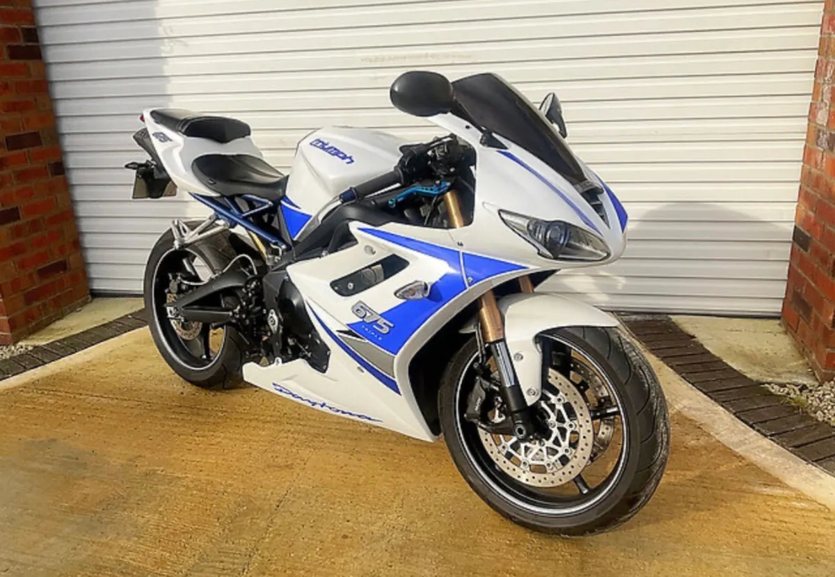 TRIUMPH DAYTONA 675 - 7400 MILES + IMMACULATE - PX - Image 1