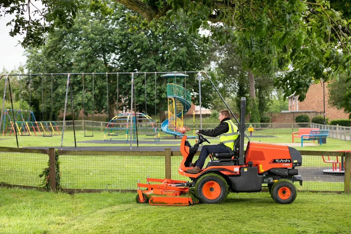 Kubota F391 - Image 2