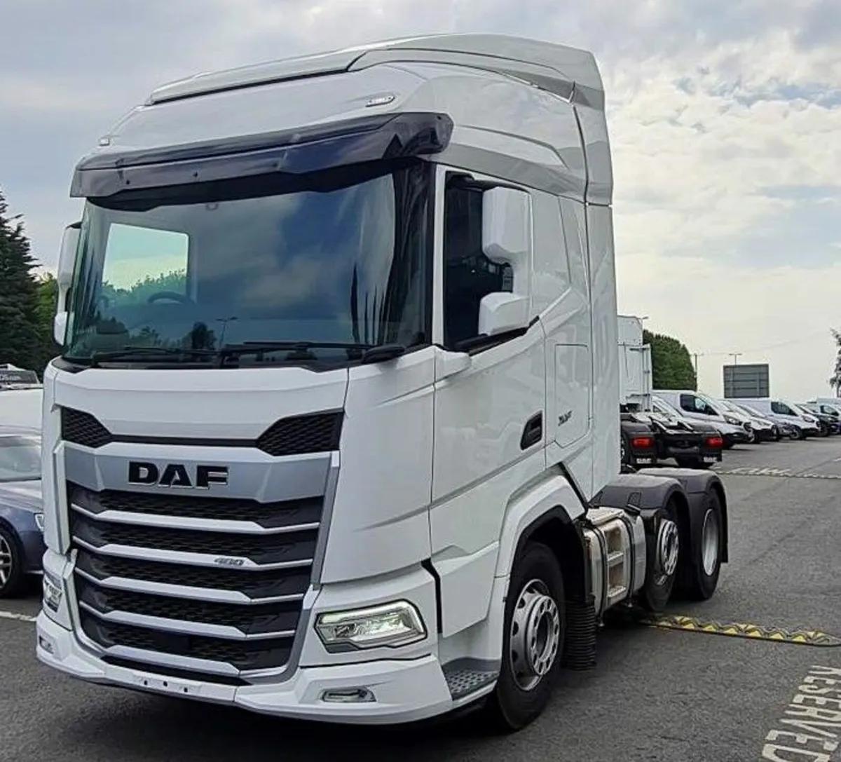 Unregistered Brand New DAF XF FTG 6x2 - Image 1