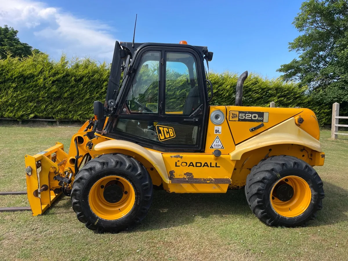 JCB 520-50, wide wheels, tidy and original. - Image 1