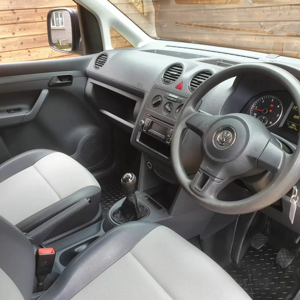 VW Caddy 2014 (142) 1.6 Tdi - Image 3