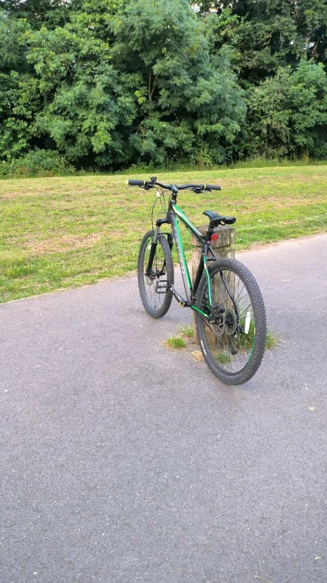 Carrera Vulcan bike - Image 3