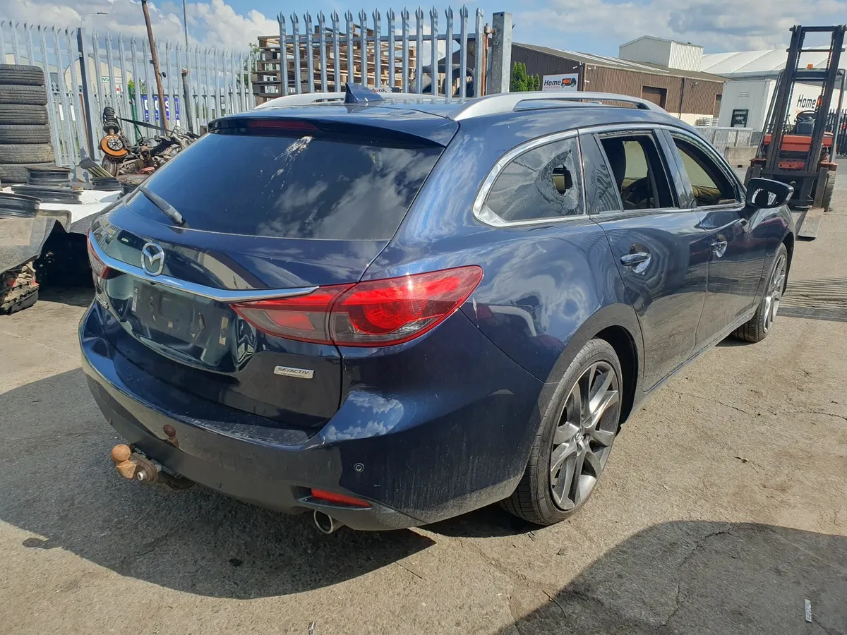 15 MAZDA MAZDA6  2.2 D SKYACTIV-D FOR BREAKING - Image 3