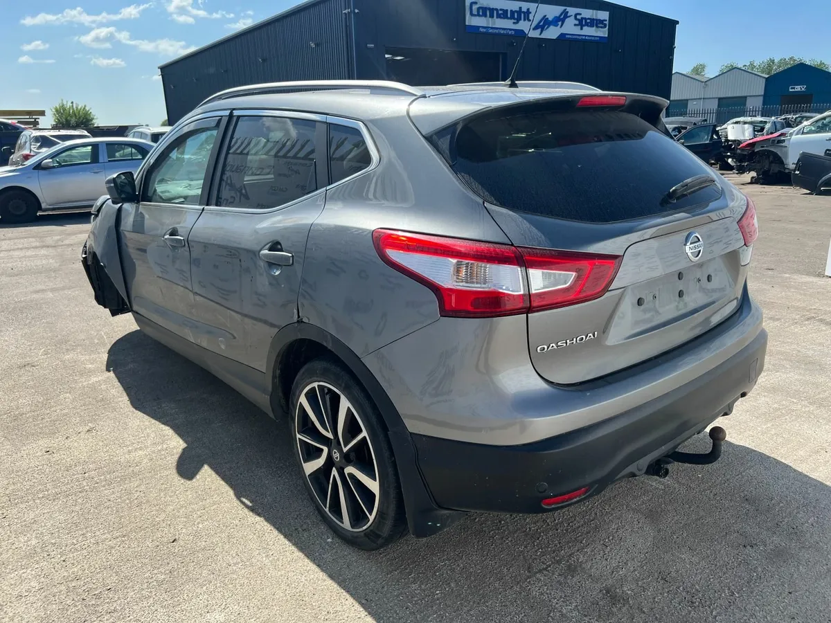 2017 NISSAN QASHQAI 1.6D AUTO JUST IN FOR BREAKING - Image 3