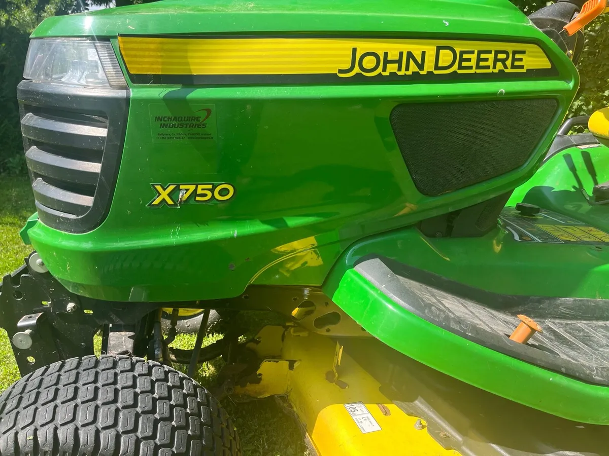 John Deere X750 Lawn Mower - Image 1