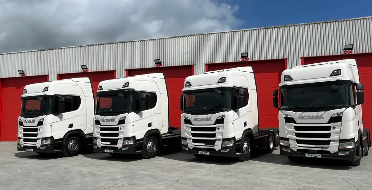 Scania R450 Highlines 6x2 Tag Axles - Image 2
