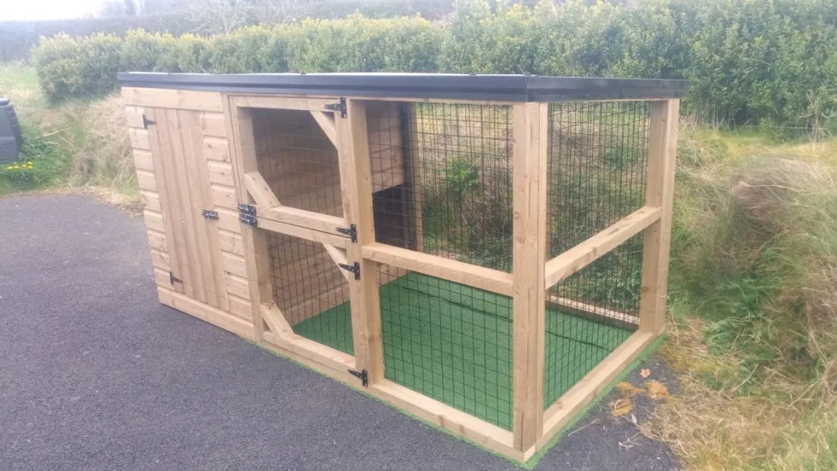8 x 4 x 4 Dog Run - Image 1